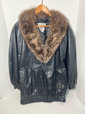 Vtg J Percy for Marvin Richards women’s leather fur collared jacket